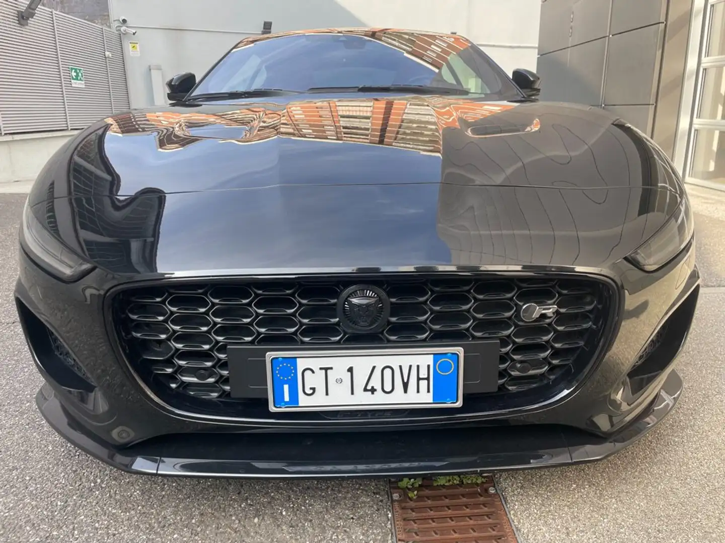 Jaguar F-Type F-Type Coupe 5.0 V8 s/c R75 awd 575cv auto Negru - 1