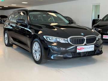 e PHEV xDrive **PANO**AHK**ACC**STANDH**