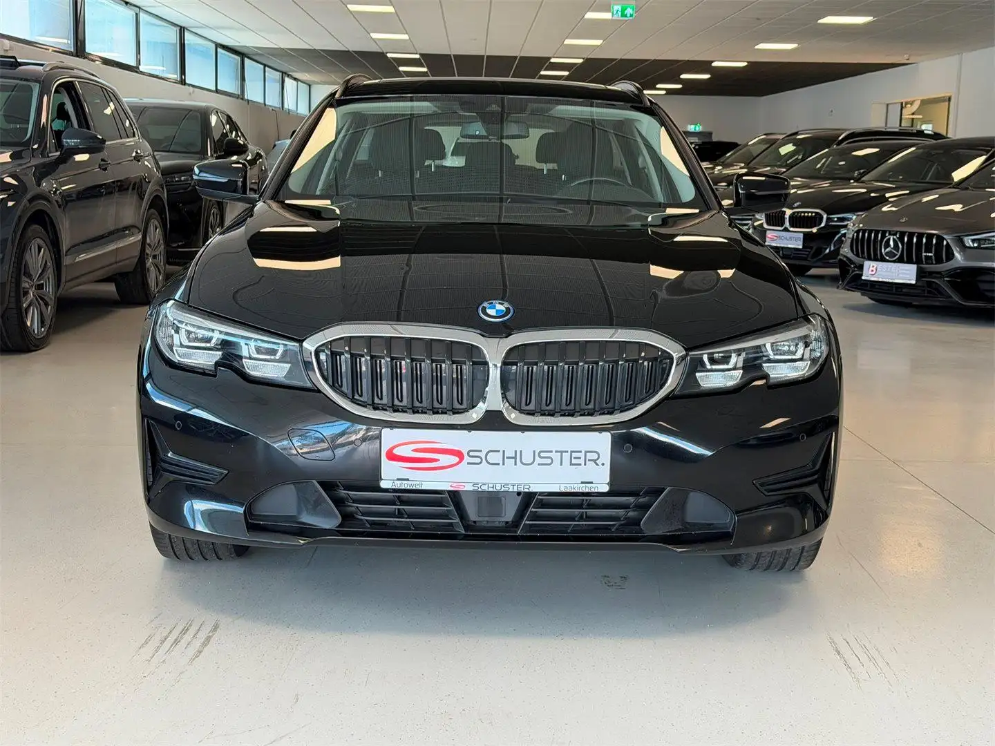 BMW 320 e PHEV xDrive **PANO**AHK**ACC**STANDH** Schwarz - 2