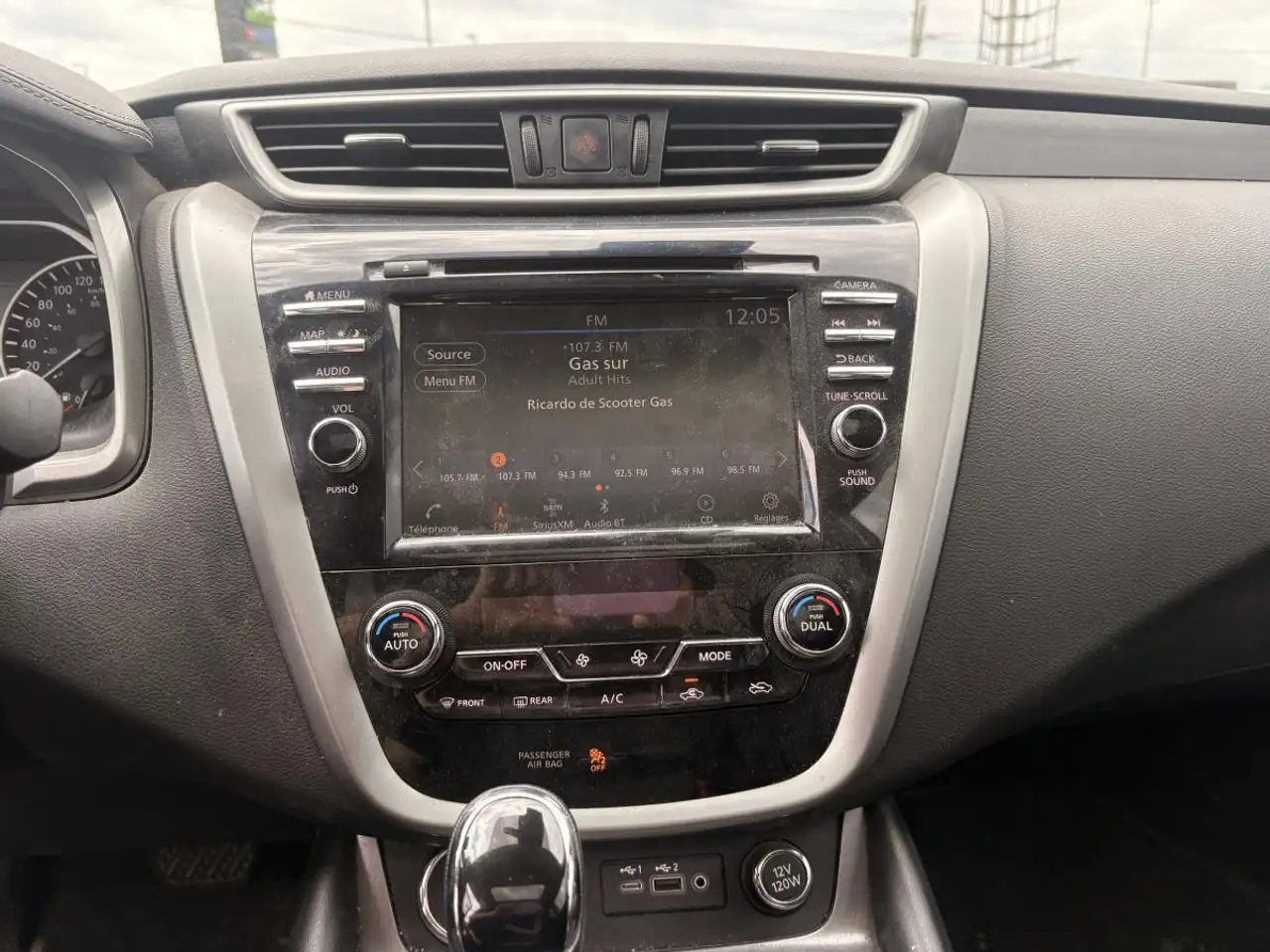 Nissan Murano снимка Nissan Murano