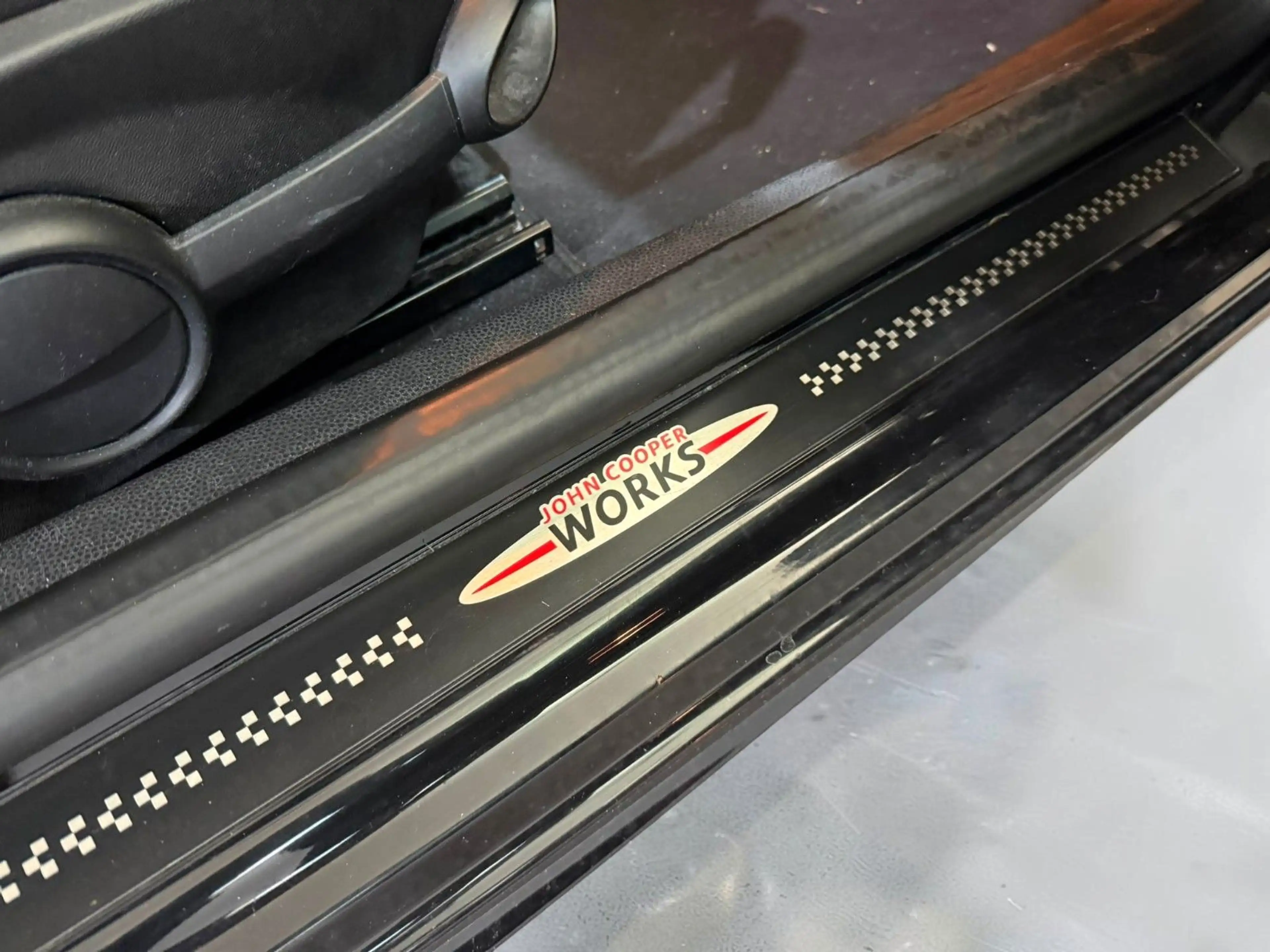 MINI John Cooper Works Cabrio*1.HD*S-HEFT*MEGAVOLL — photo 9