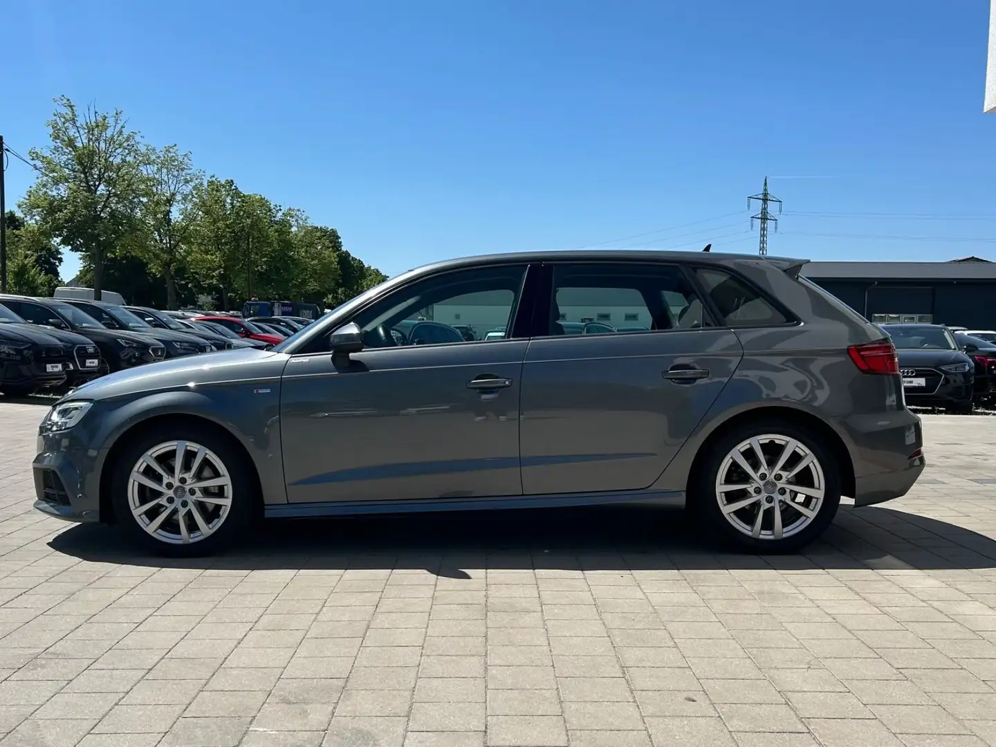 Audi A3 SB 40 TFSI quattro sport S-tronic "S line"LED Gris - 2