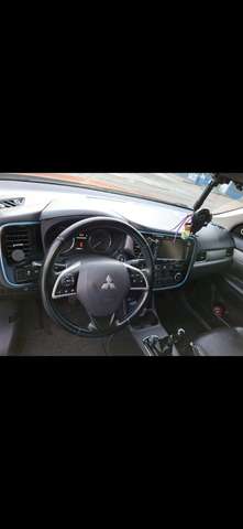 Mitsubishi Outlander 2.2 DI-D 4WD Instyle