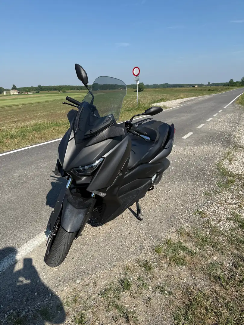 Yamaha X-Max 125 Schwarz - 1