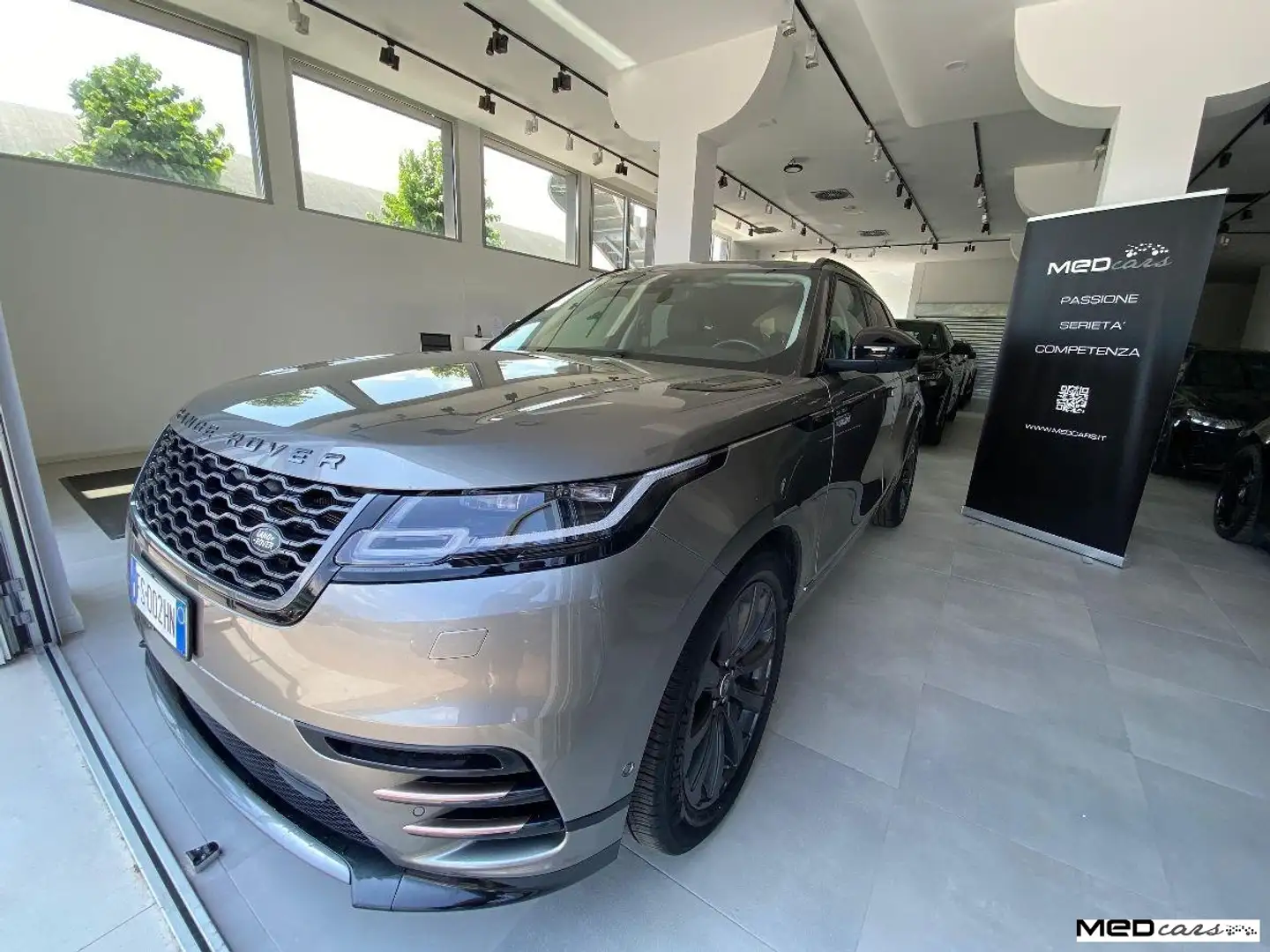 Land Rover Range Rover Velar 3.0 V6 SD6 300CV R-DYNAMIC / IVA / BELLISSIMA...!! Grigio - 2