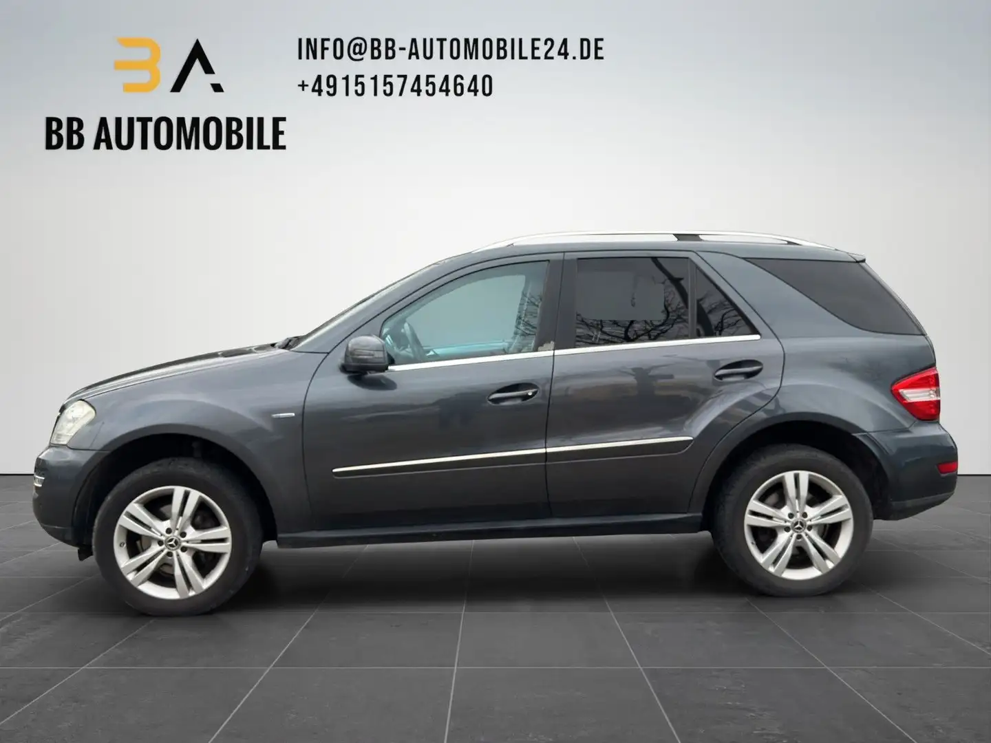 Mercedes-Benz ML 300 4Matic BI-XENON SCHIEBE.D LEDER AHK SHZ Grau - 2