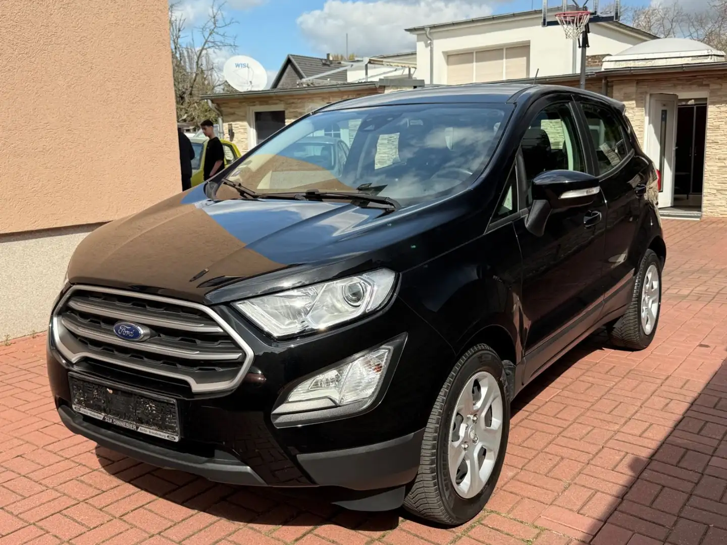 Ford EcoSport Cool & Connect 1.HAND+WENIG KM+TEMPOMAT Schwarz - 1