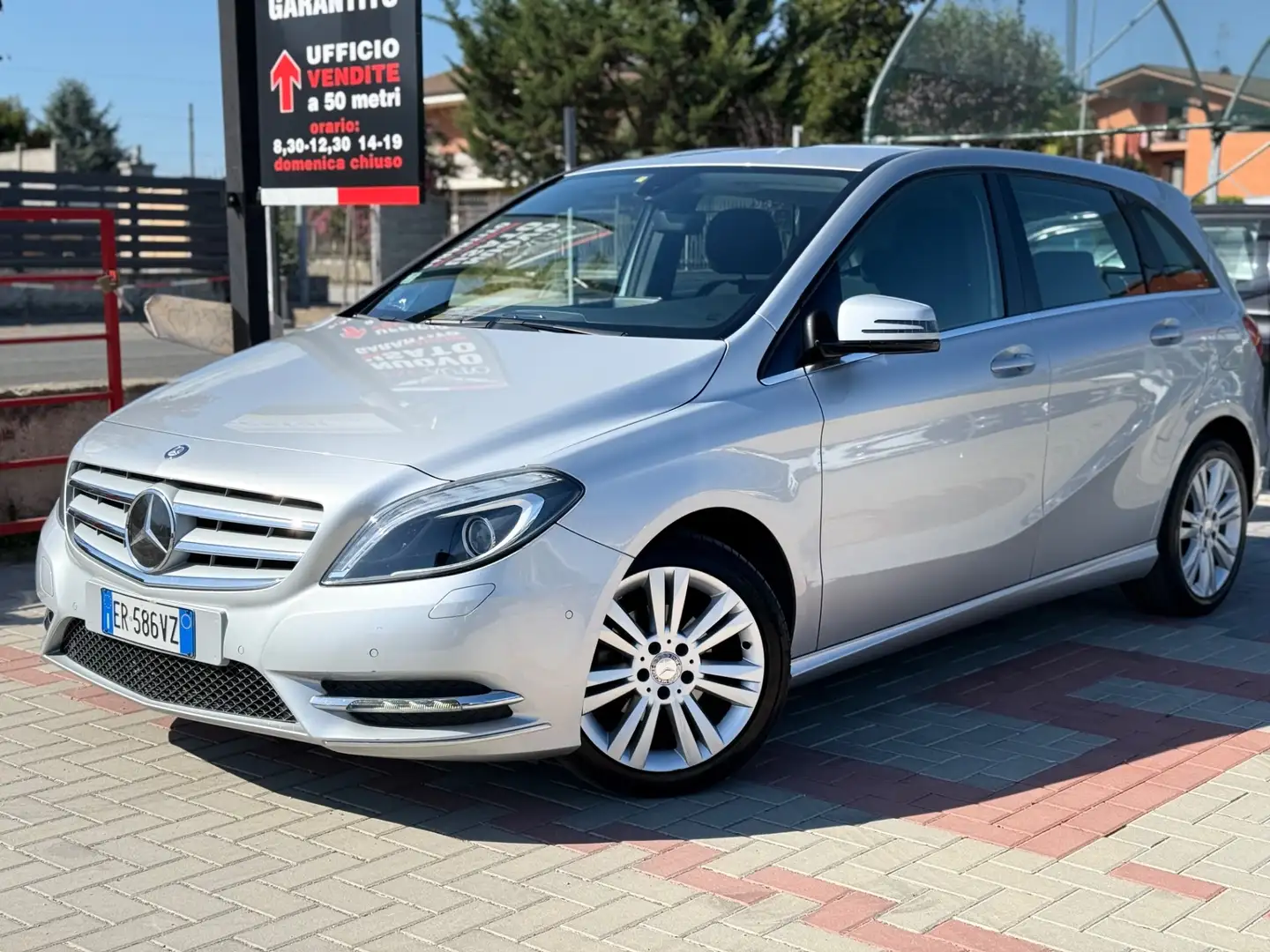 Mercedes-Benz B 180 B 180 Executive Сірий - 2