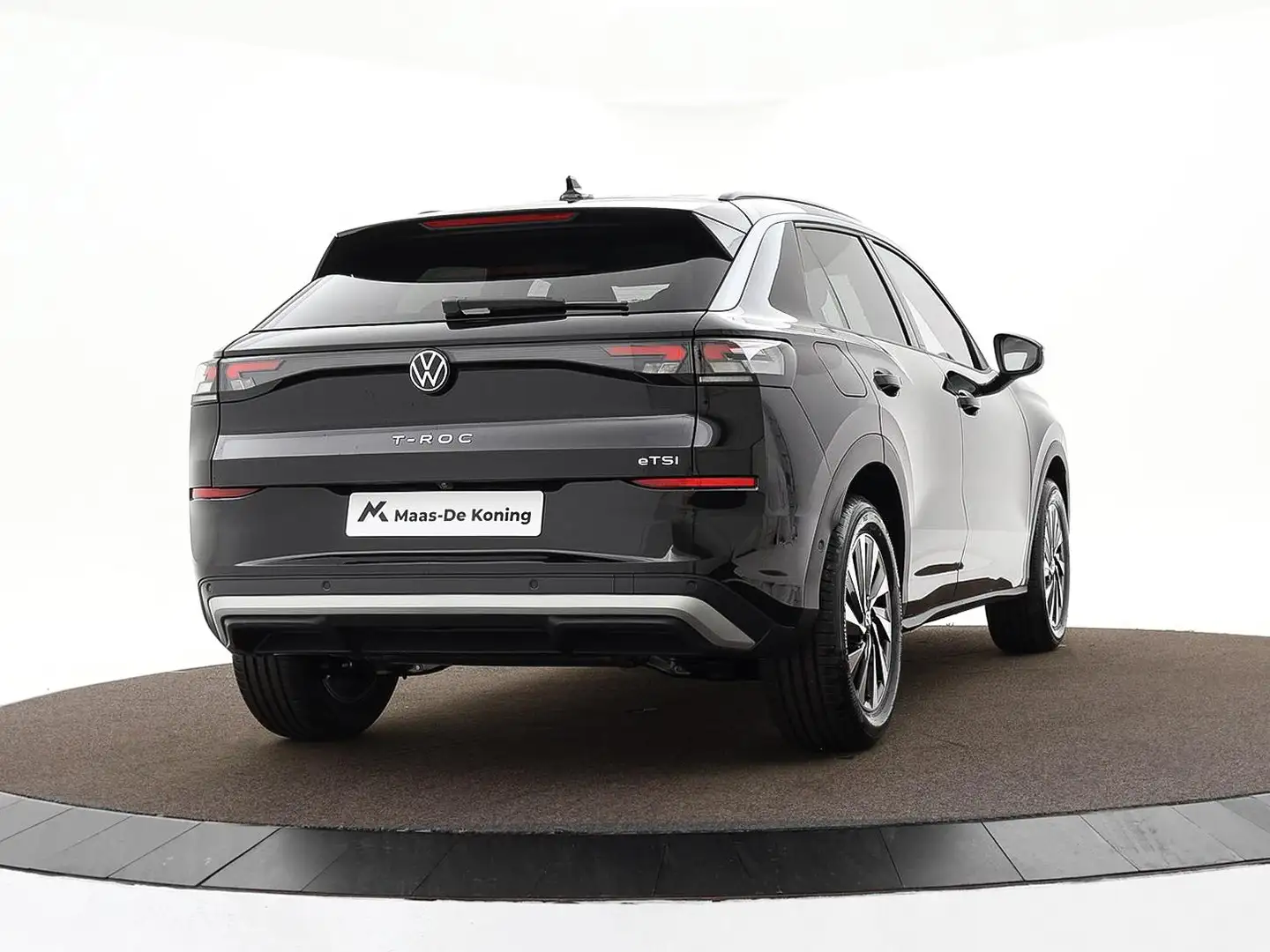 Volkswagen T-Roc Life First Edition 1.5 eTSI 116 PK 7 verns. DSG · Fekete - 2