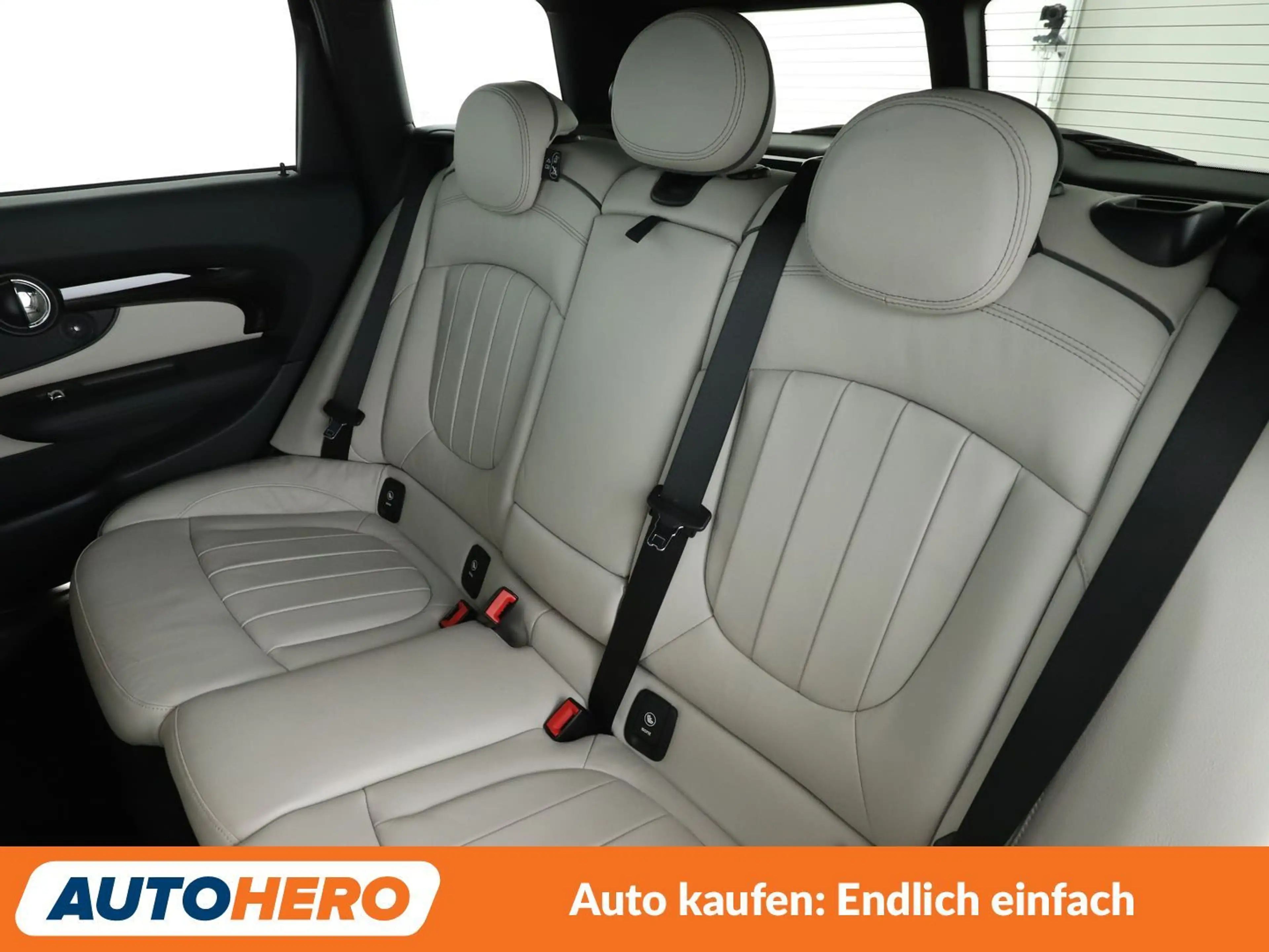 MINI Cooper SD Clubman Aut.*NAVI*LED*PANO*SHZ*PDC*TEMPO*KLIMA*GARANTIE — photo 14
