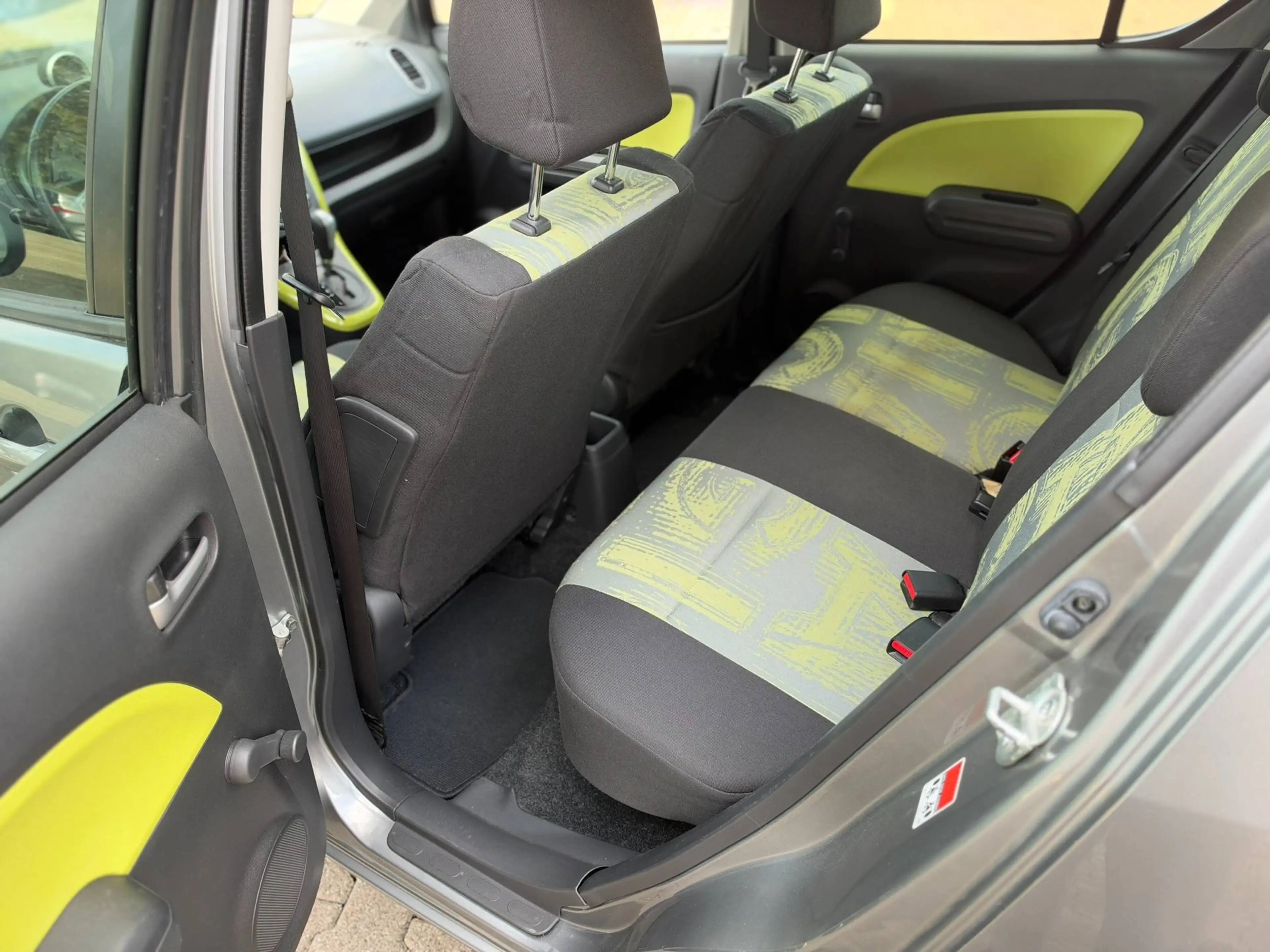 Opel Agila Edition 1.2l Automatik TÜV u. Service Neu — photo 15