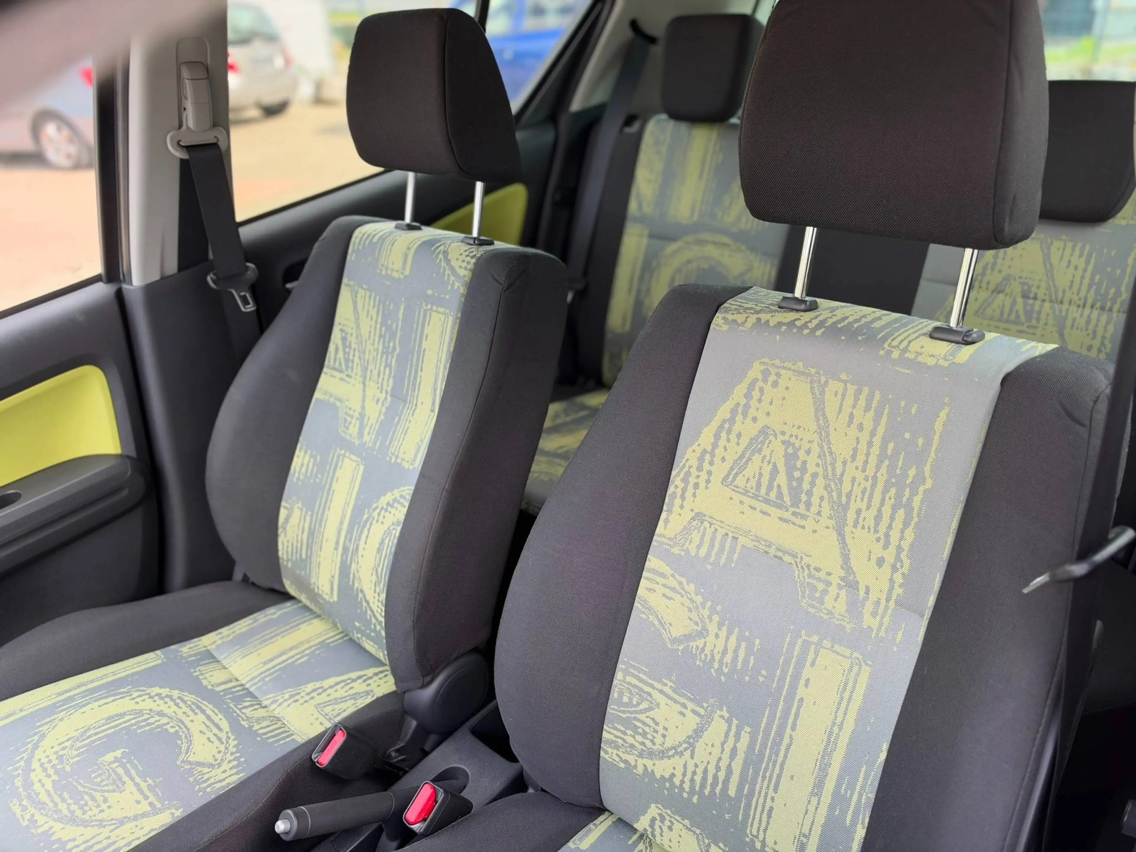 Opel Agila Edition 1.2l Automatik TÜV u. Service Neu — photo 12