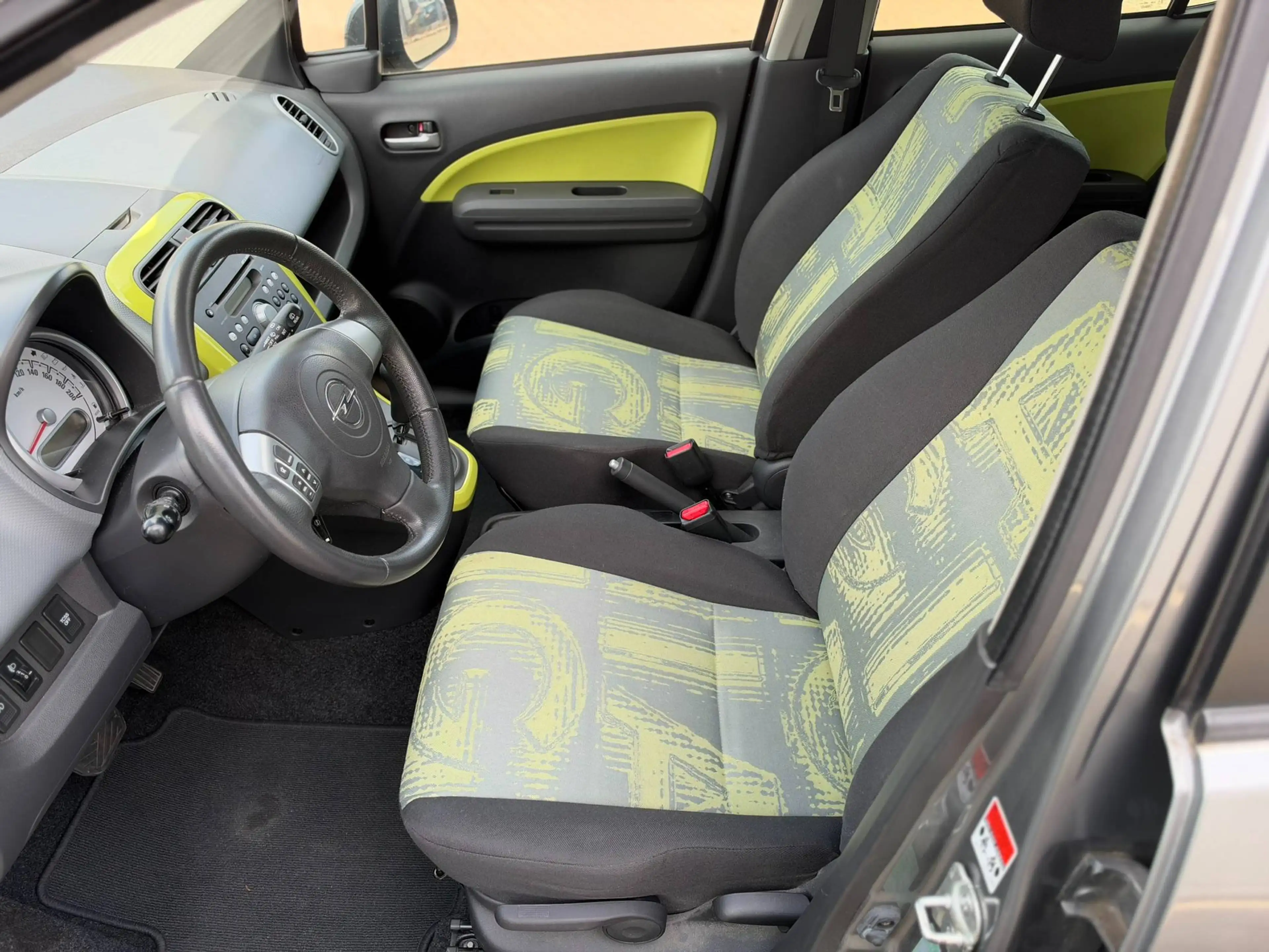 Opel Agila Edition 1.2l Automatik TÜV u. Service Neu — photo 10
