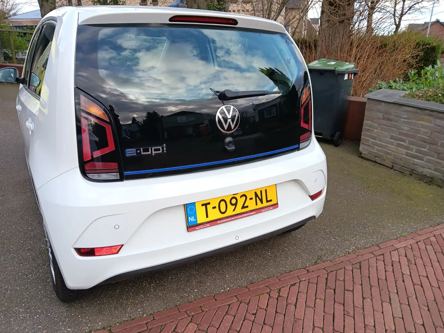 Volkswagen up! e-up! Wit - 2