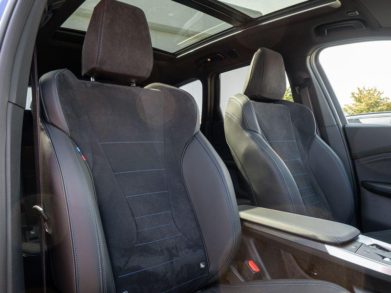BMW X1 sDrive20i M-Sport PRO AHK PANO ACC HuD eSitze — photo 13