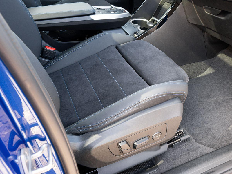 BMW X1 sDrive20i M-Sport PRO AHK PANO ACC HuD eSitze — photo 12