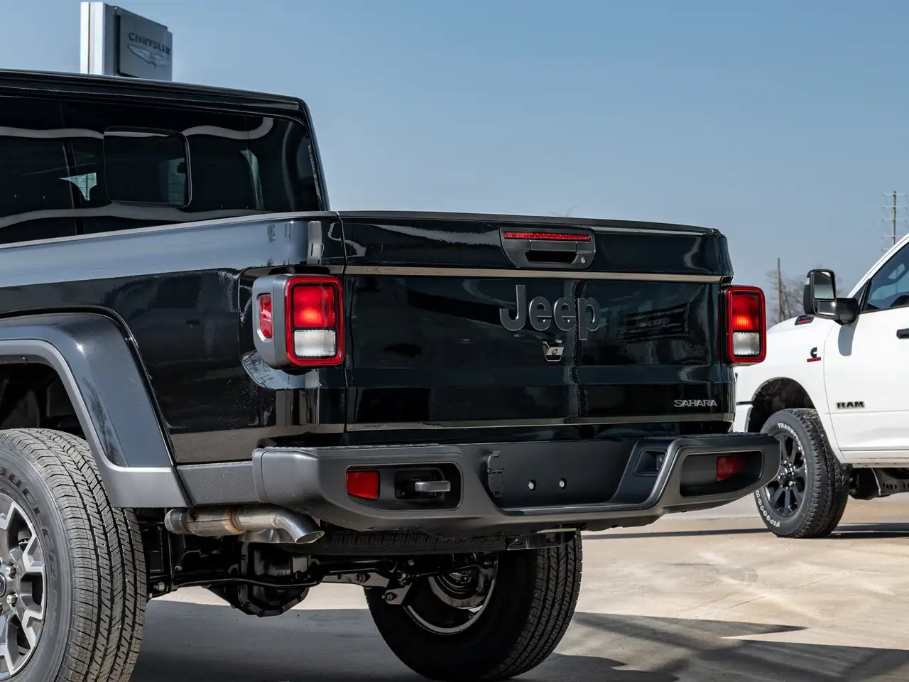 Jeep Gladiator снимка Jeep Gladiator