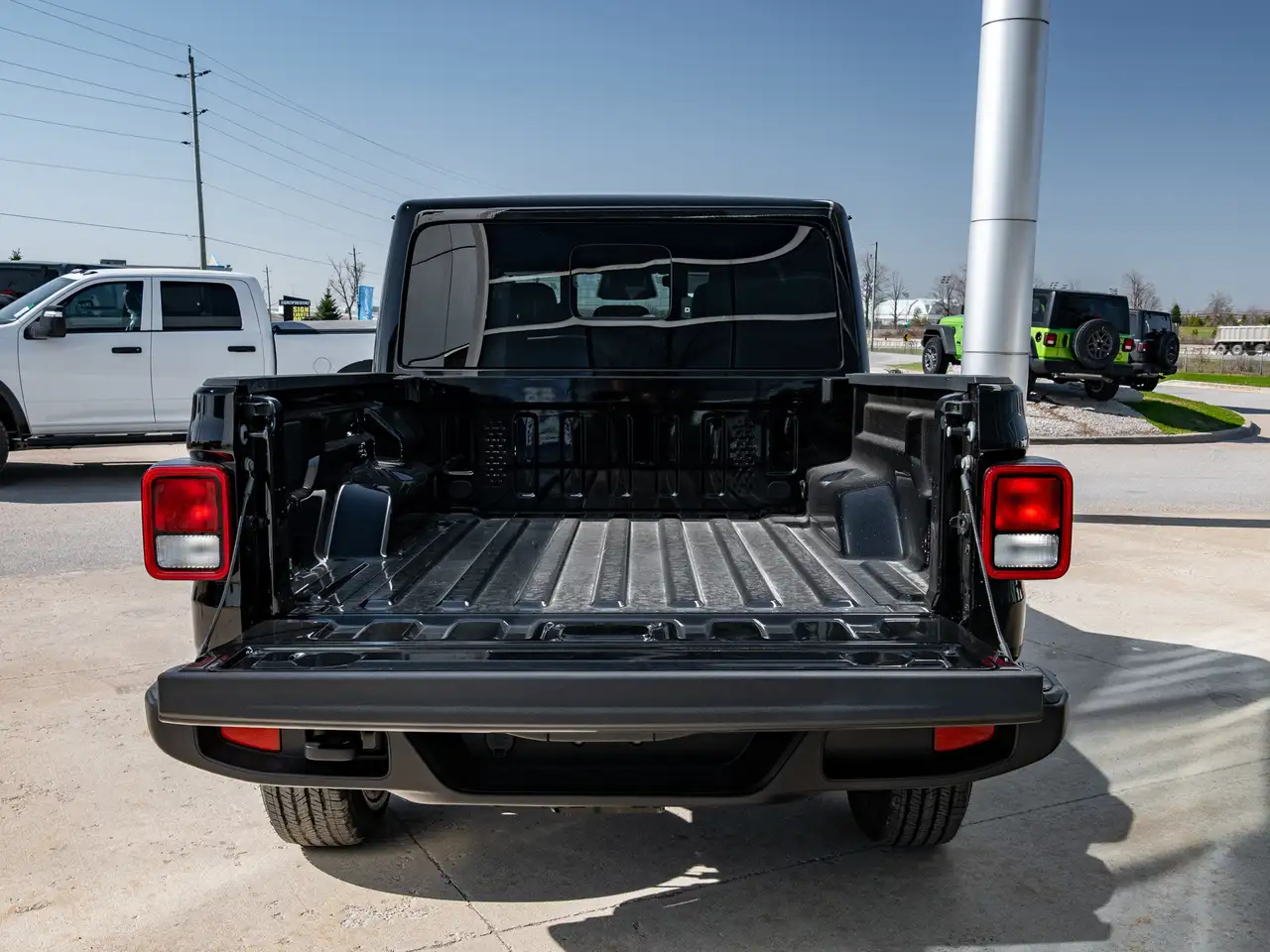 Jeep Gladiator снимка Jeep Gladiator