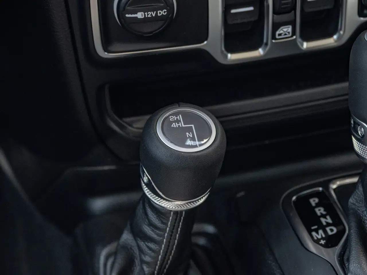 Jeep Gladiator снимка Jeep Gladiator