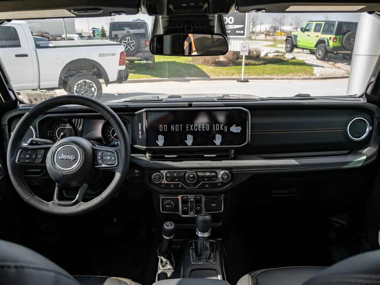 Jeep Gladiator снимка Jeep Gladiator