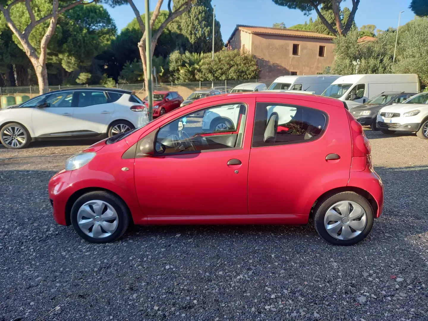 Peugeot 107 107 2005 1.0 12v Access (desir) 5p FL Rouge - 2