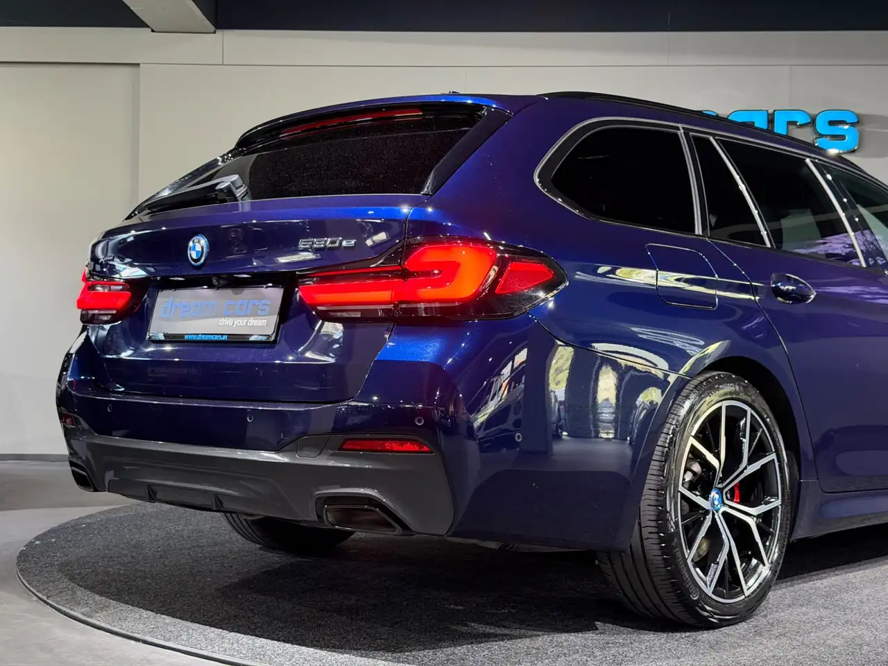 BMW 530 e xDrive Touring Aut. / M PAKET / FACELIFT / SHAD Bild 7