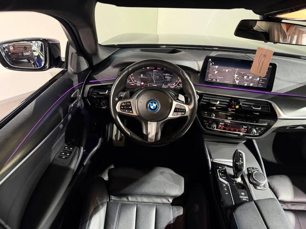 BMW 530 e xDrive Touring Aut. / M PAKET / FACELIFT / SHAD Bild 24