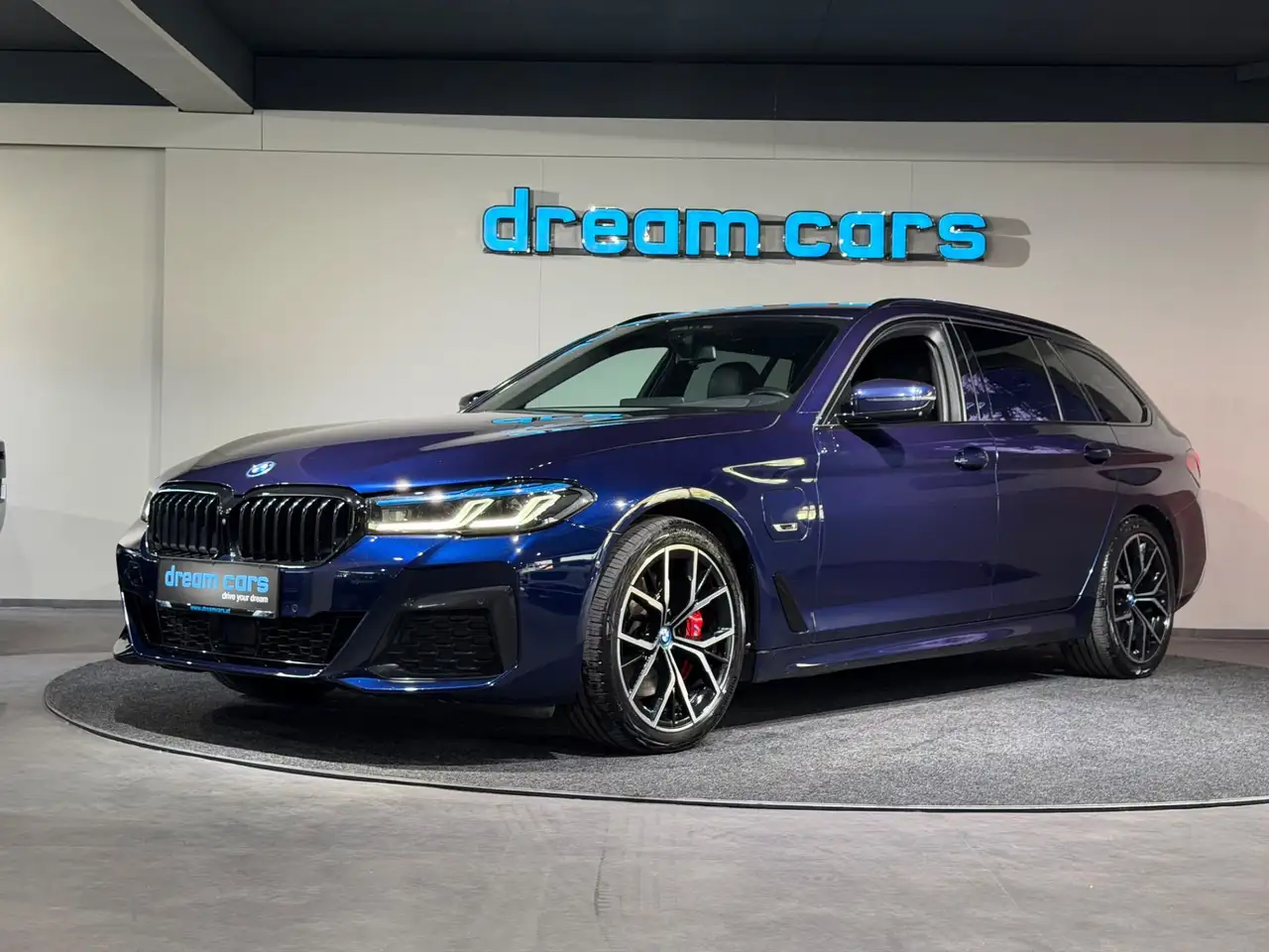 BMW 530 e xDrive Touring Aut. / M PAKET / FACELIFT / SHAD Bild 5