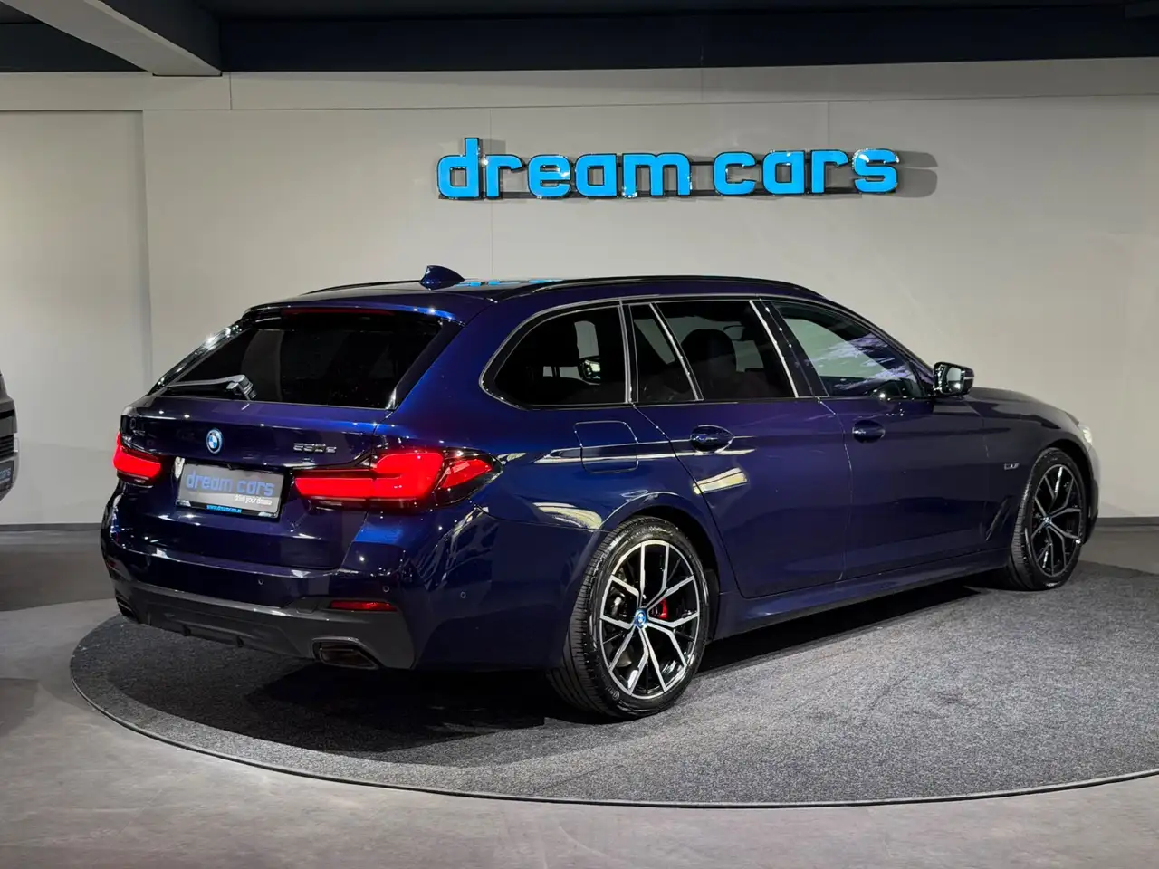 BMW 530 e xDrive Touring Aut. / M PAKET / FACELIFT / SHAD Bild 17