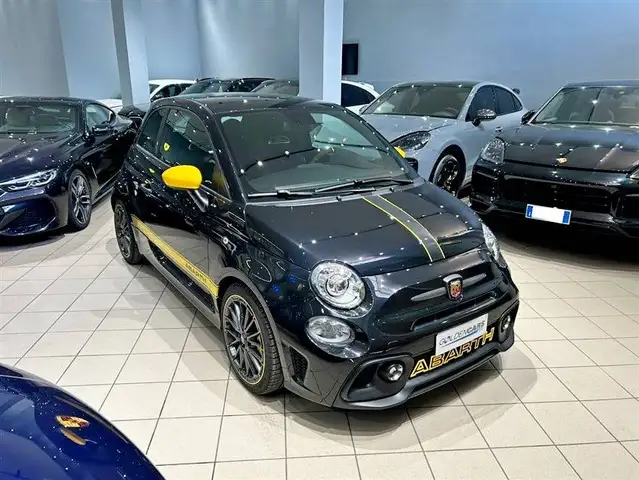 Abarth 695C 1.4 t-jet Competizione 180cv