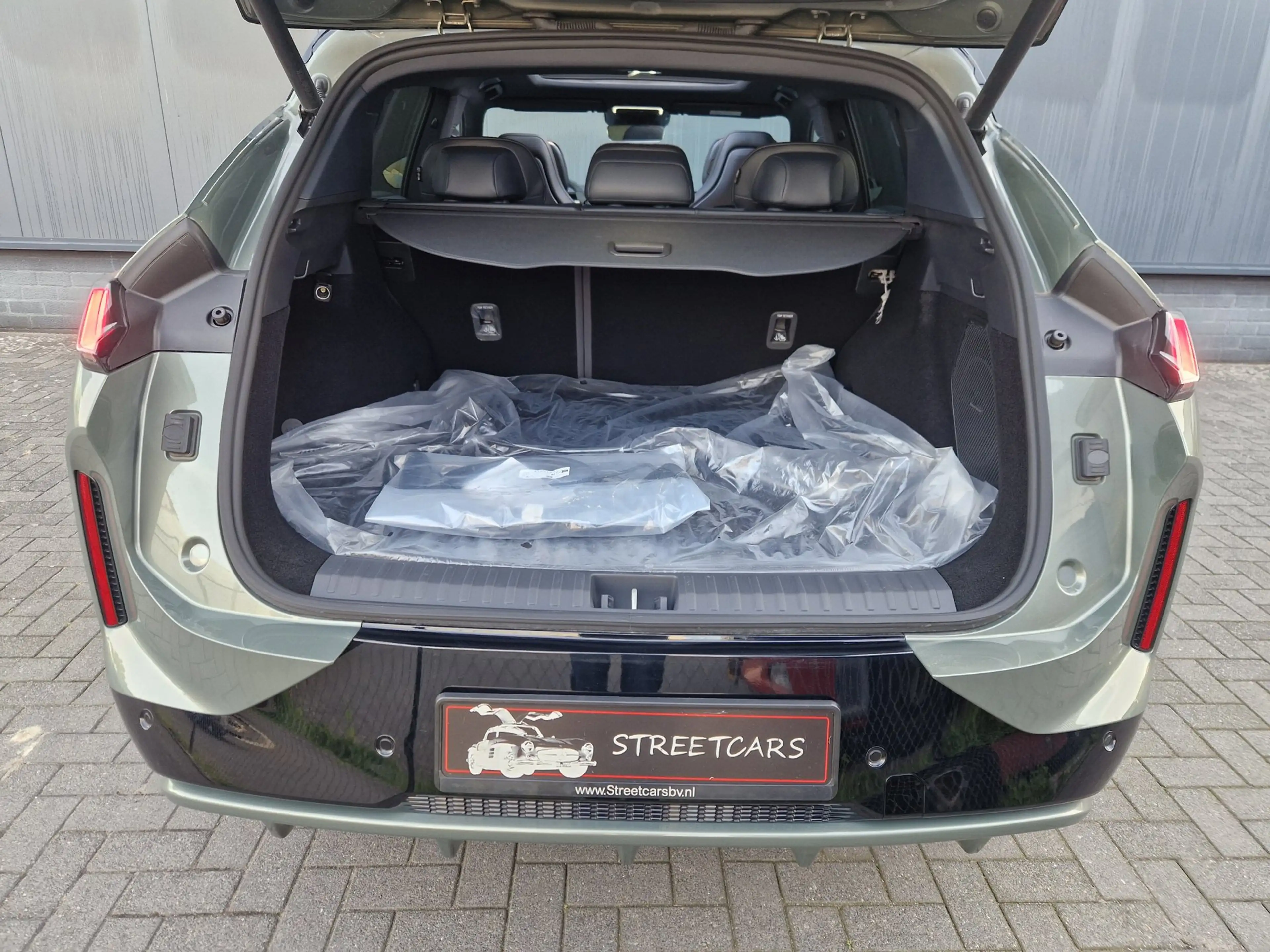 Lynk & Co 08 1.5 PHEV More /200 km WLTP /Direct beschikbaar — photo 18