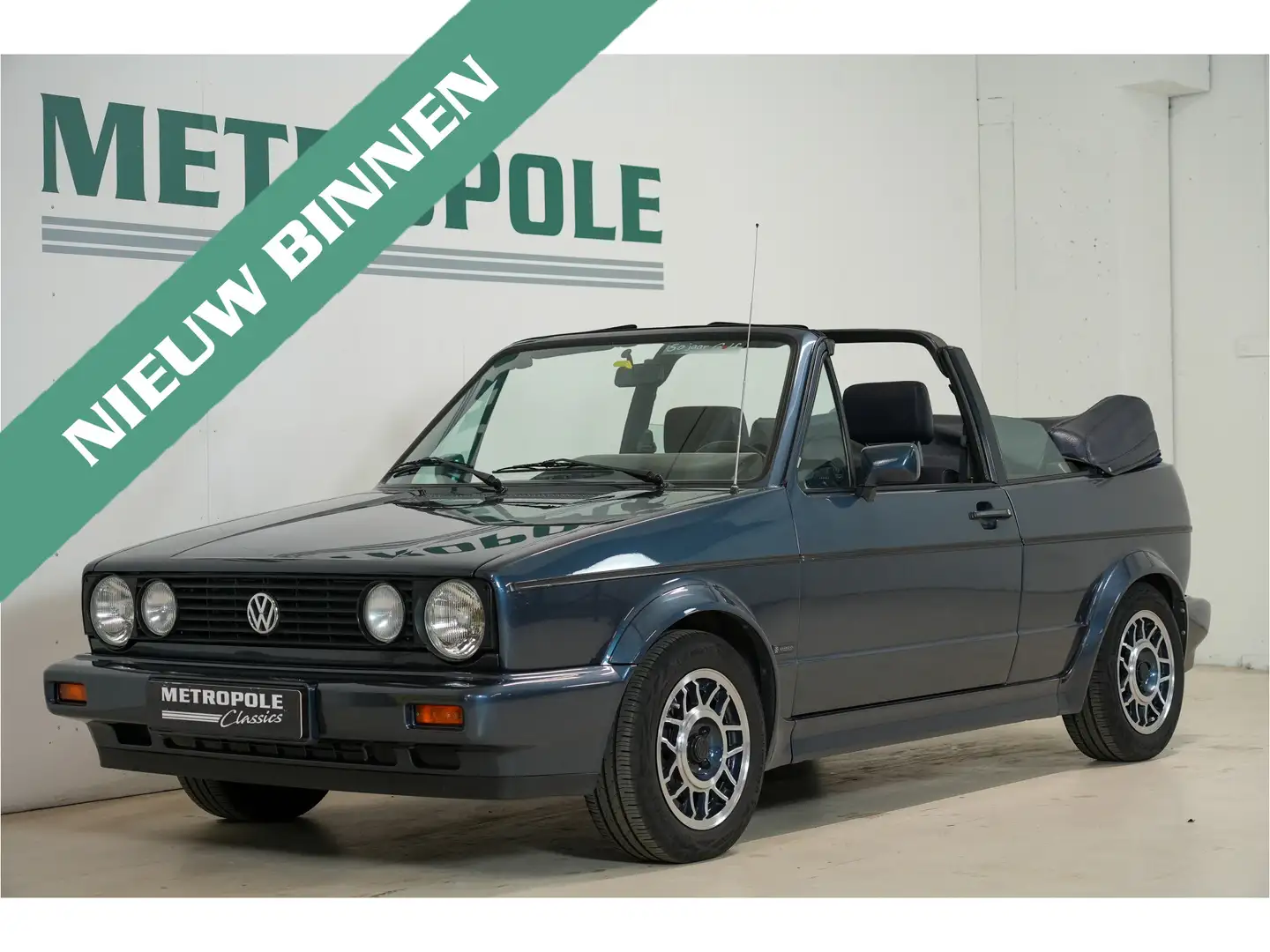 Volkswagen Golf Cabriolet 70 KW M1070 Blauw - 1