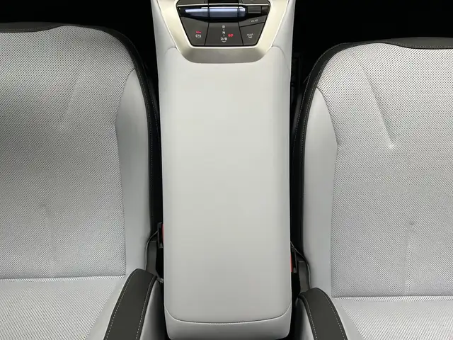 BMW Ix3 view 19