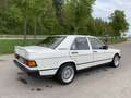Mercedes-Benz 190 E White - thumbnail 3