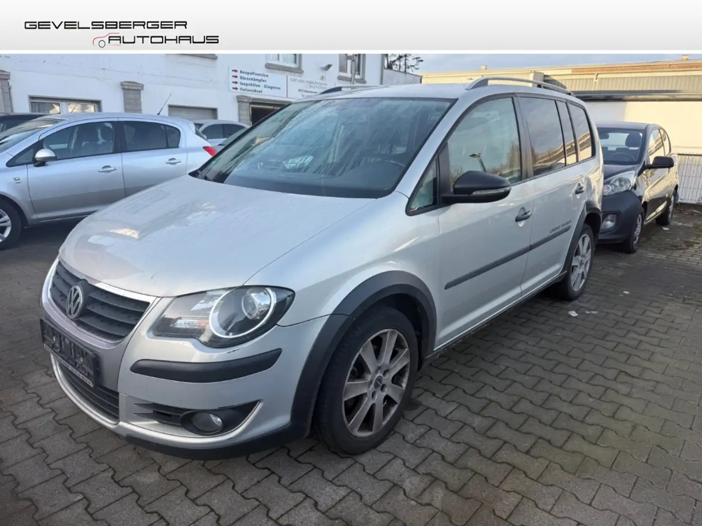 Volkswagen Cross Touran Trendline KEINE GARANTIE Silber - 1