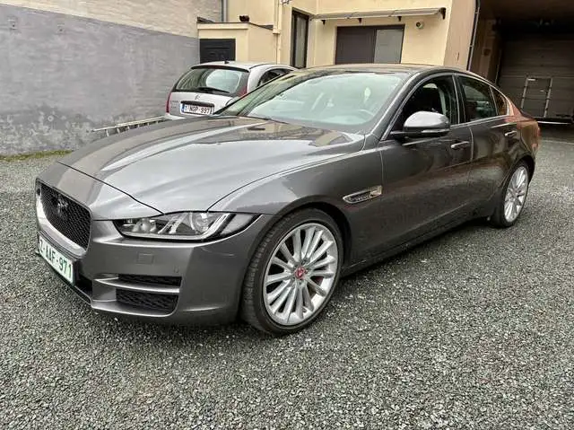 Jaguar XE