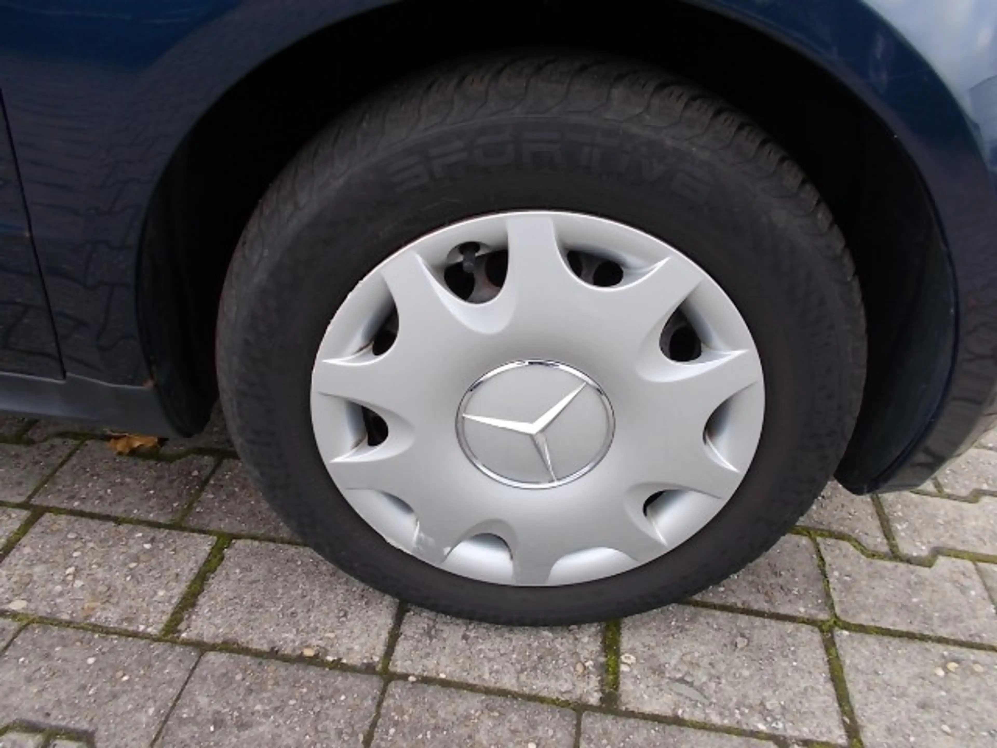 Mercedes-Benz A 150 Xenon, PDC, Sitzheiz., Allwetterreifen — photo 9
