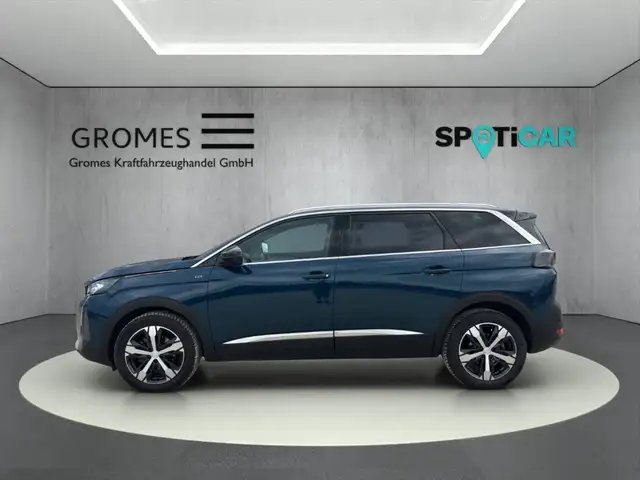 Peugeot 5008 view 6