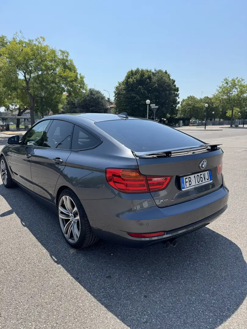 BMW 320 320d Gran Turismo xdrive - 2