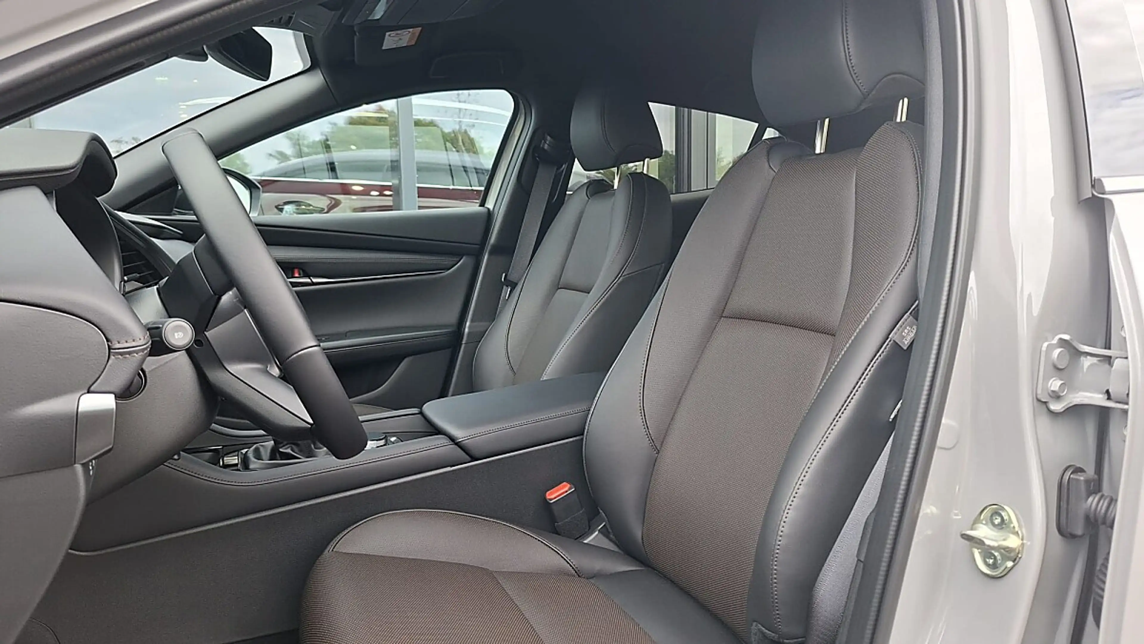 Mazda 3 Mazda 3 e-Skyactiv-G140 Homura Plus — photo 8