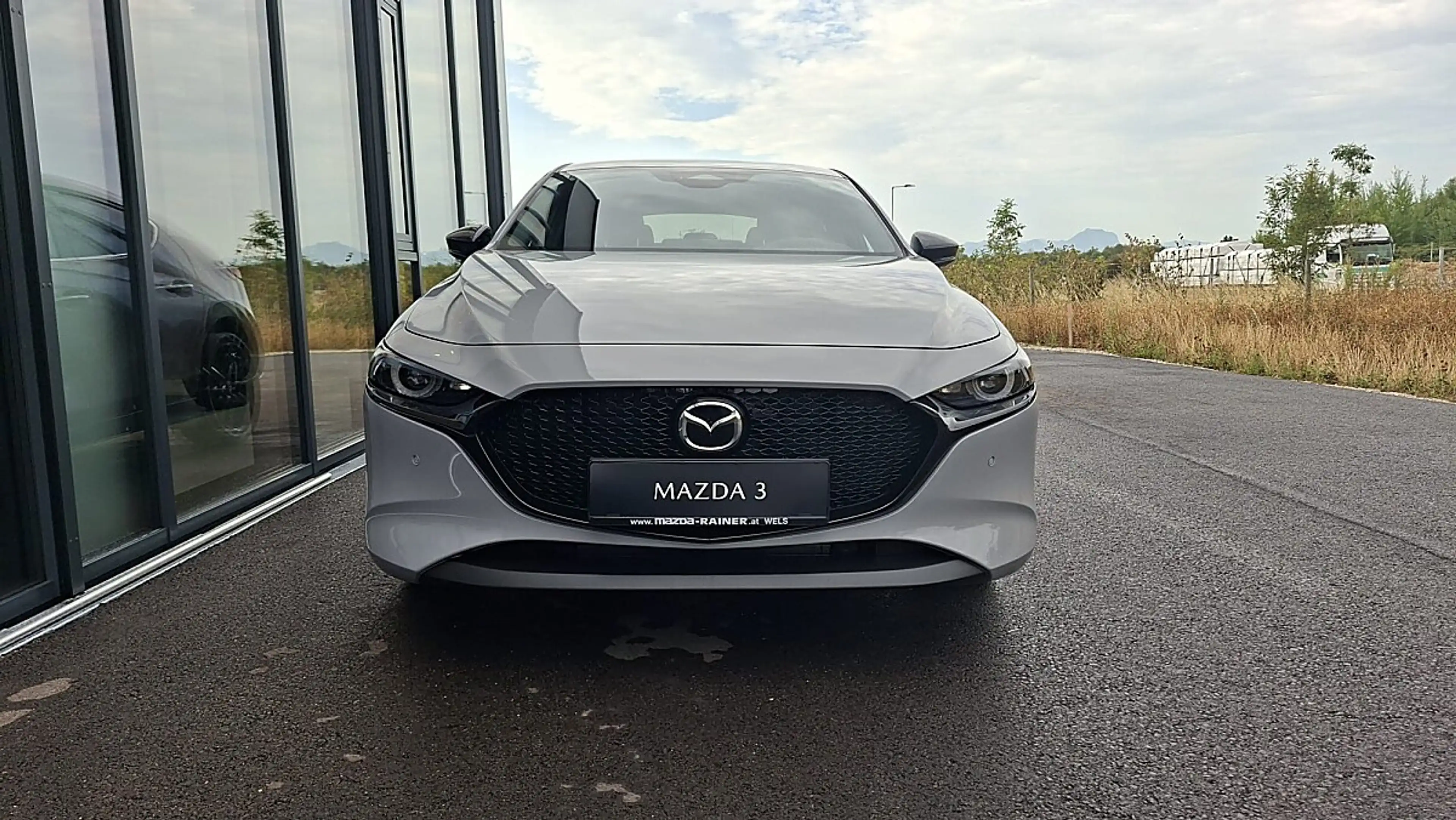 Mazda 3 Mazda 3 e-Skyactiv-G140 Homura Plus — photo 2