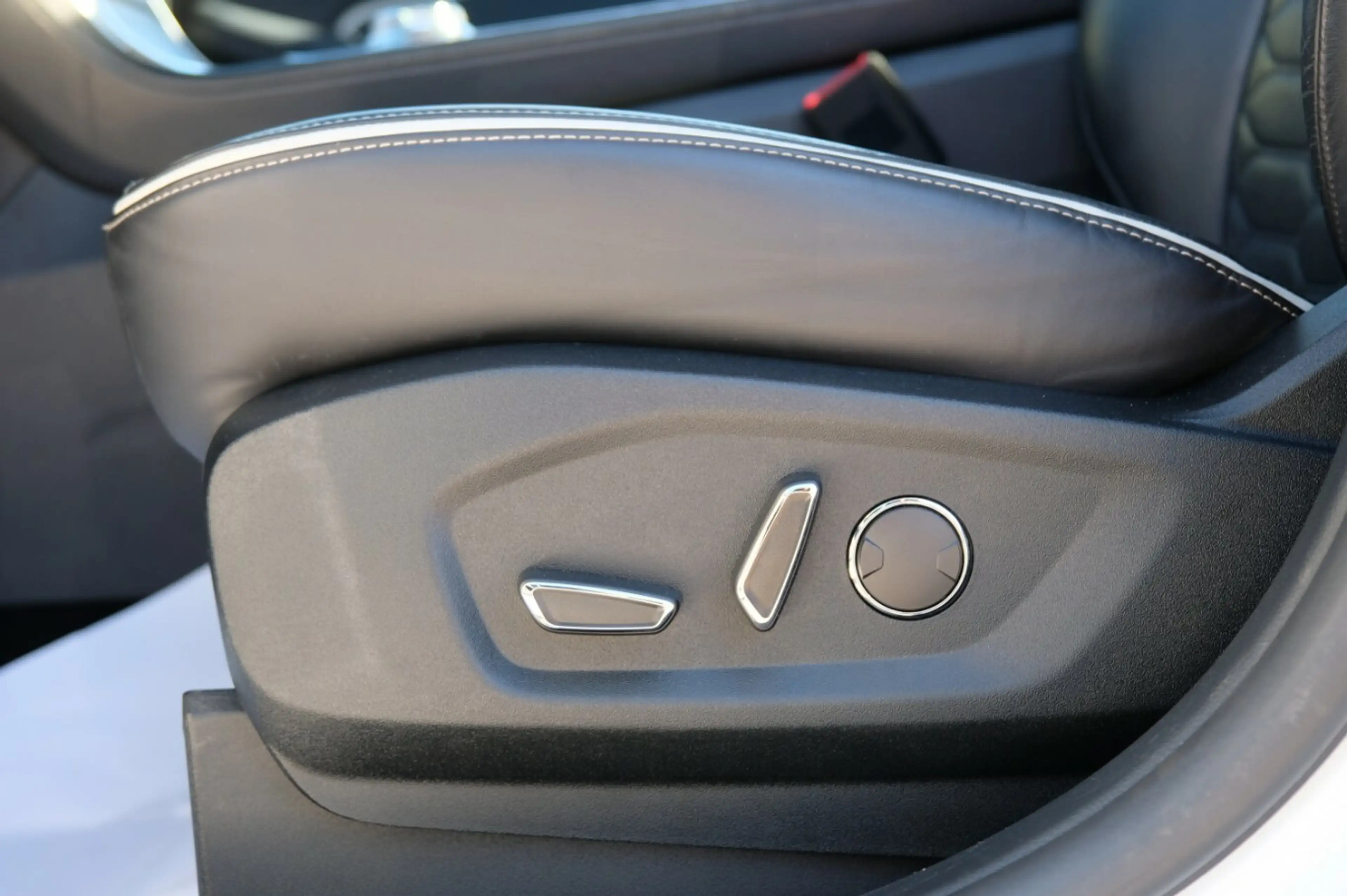 Ford Edge Vignale 4x4 Pano Standheizung — photo 18