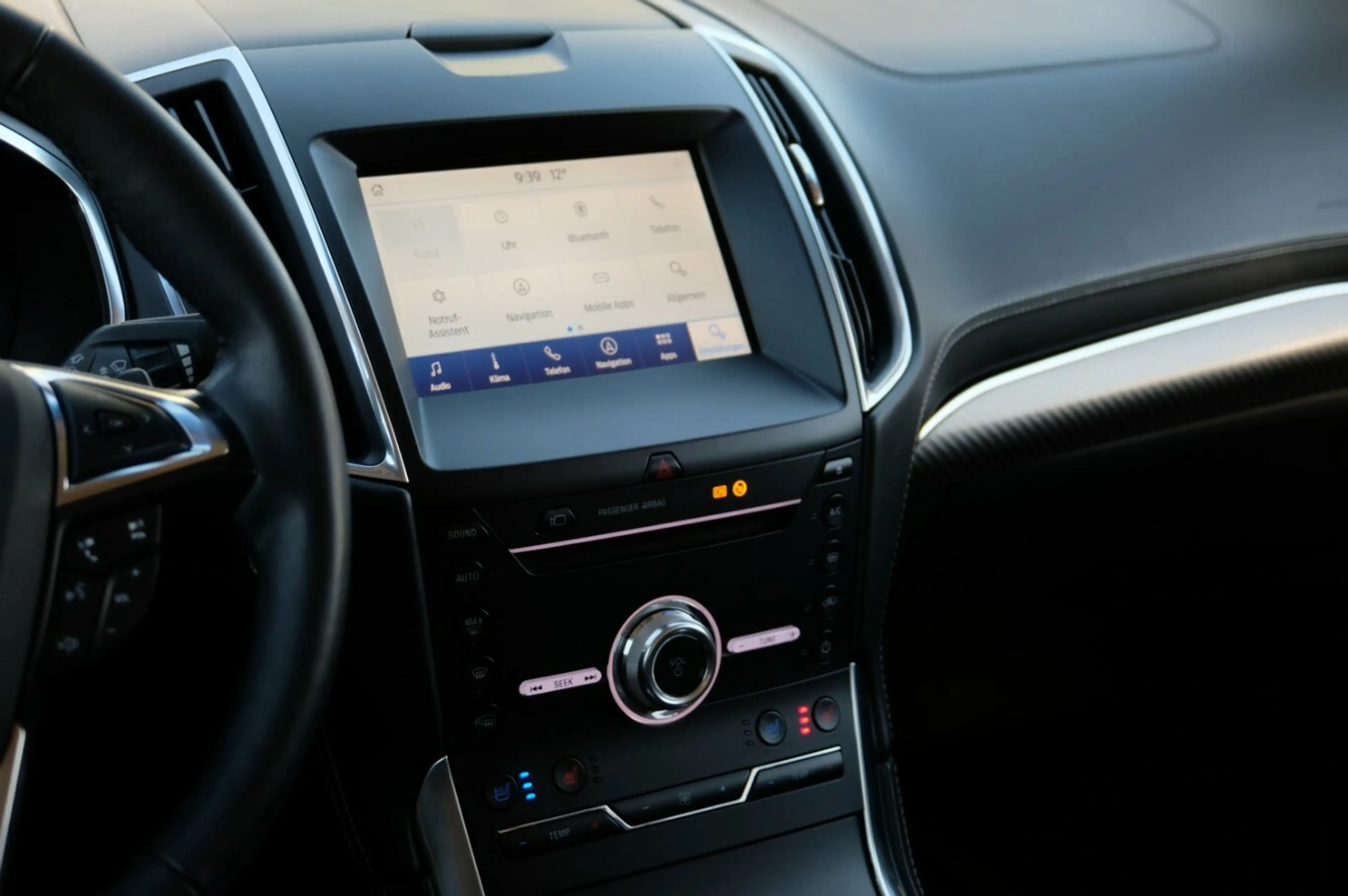 Ford Edge Vignale 4x4 Pano Standheizung — photo 10