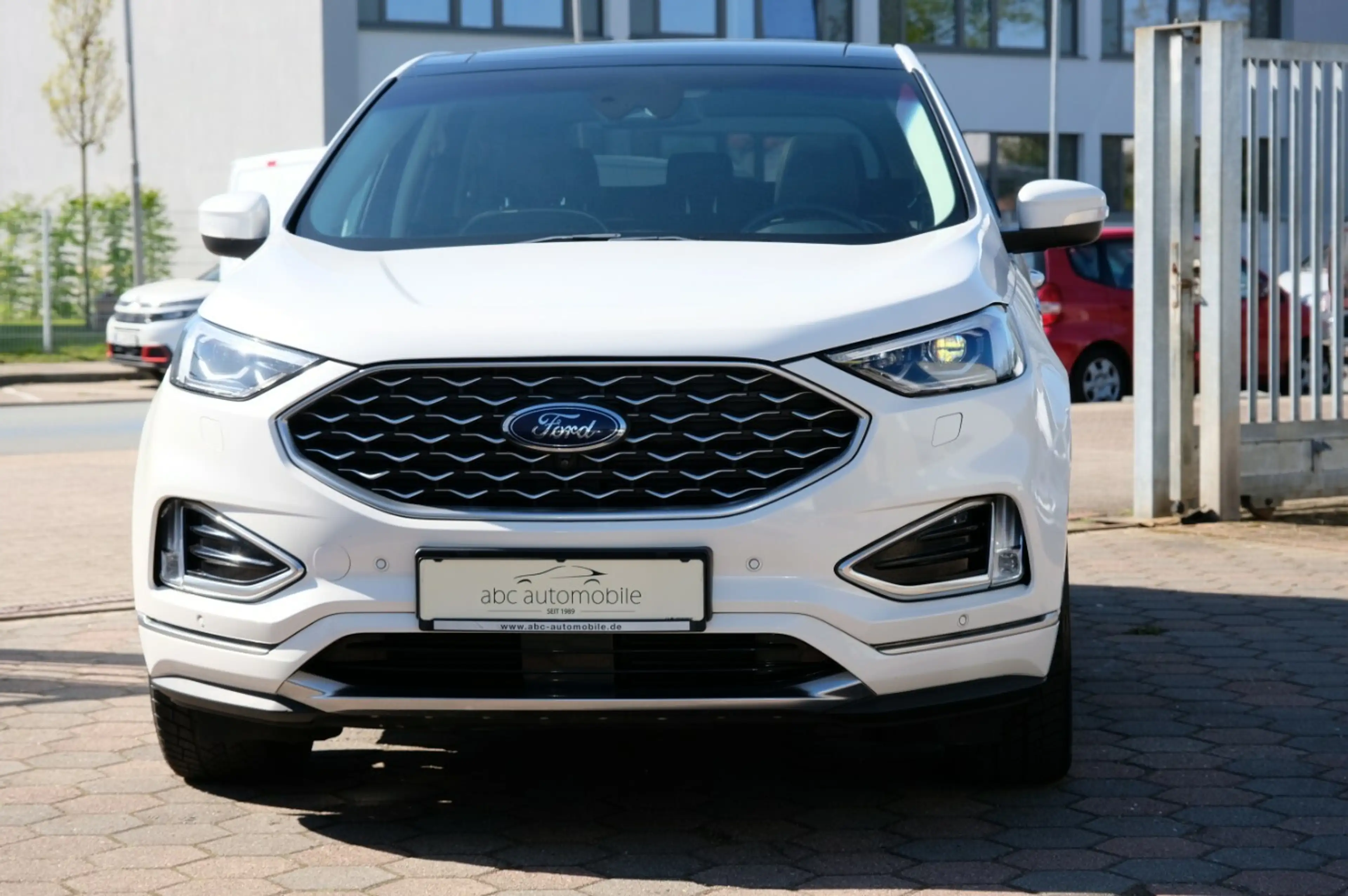 Ford Edge Vignale 4x4 Pano Standheizung — photo 2