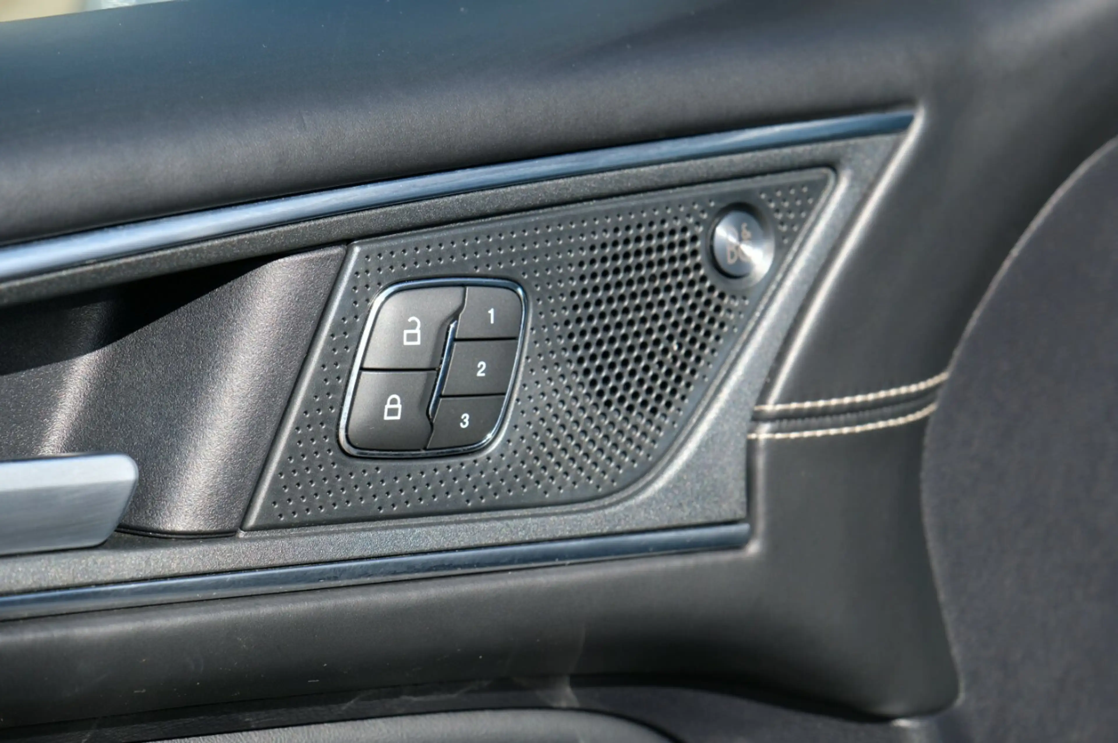 Ford Edge Vignale 4x4 Pano Standheizung — photo 19