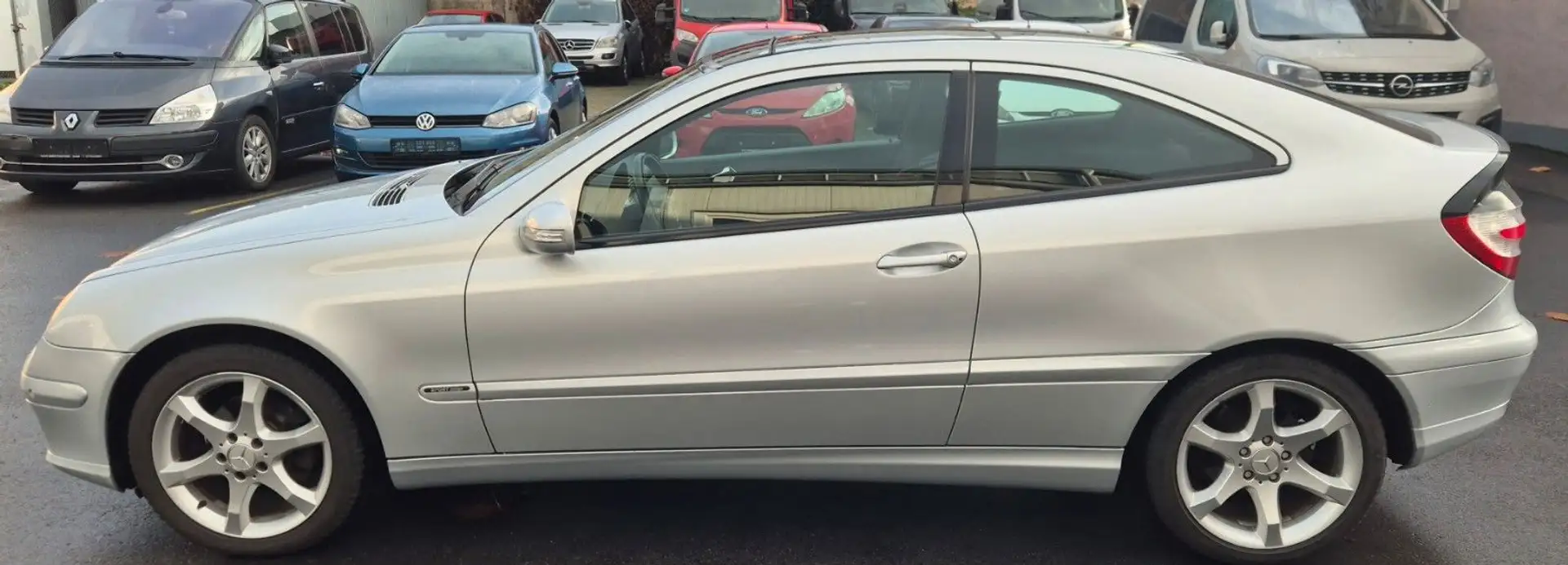 Mercedes-Benz C 160 Coupe PDC Klima Bi Xenon Tempomat Pano Argent - 2