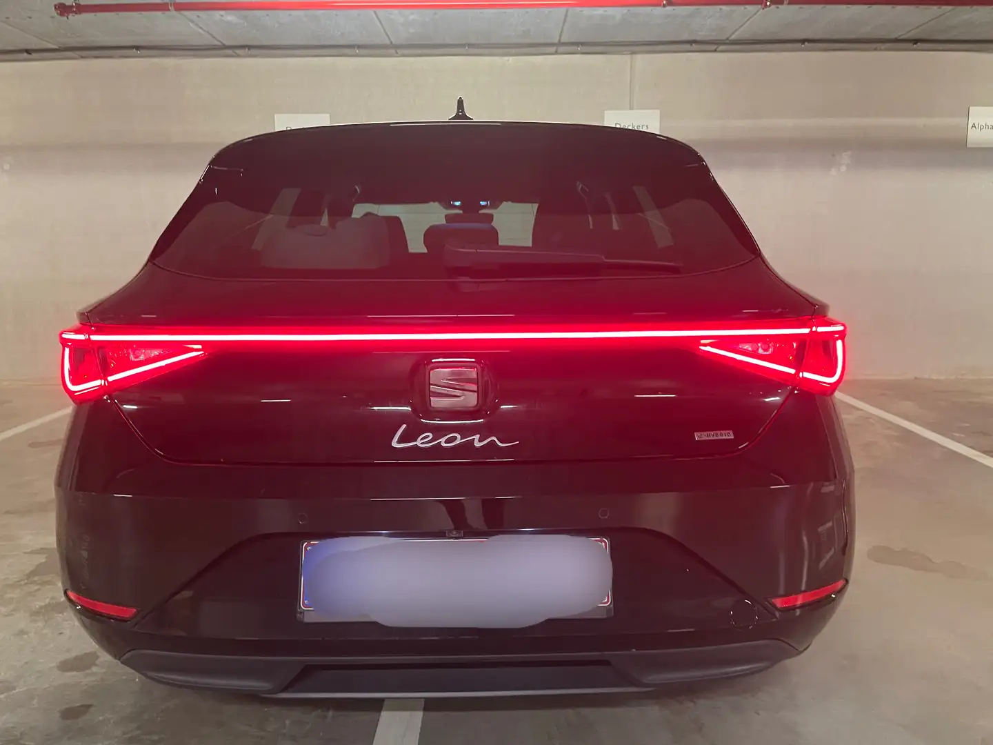 SEAT Leon e-Hybrid Xcelence Zwart - 2