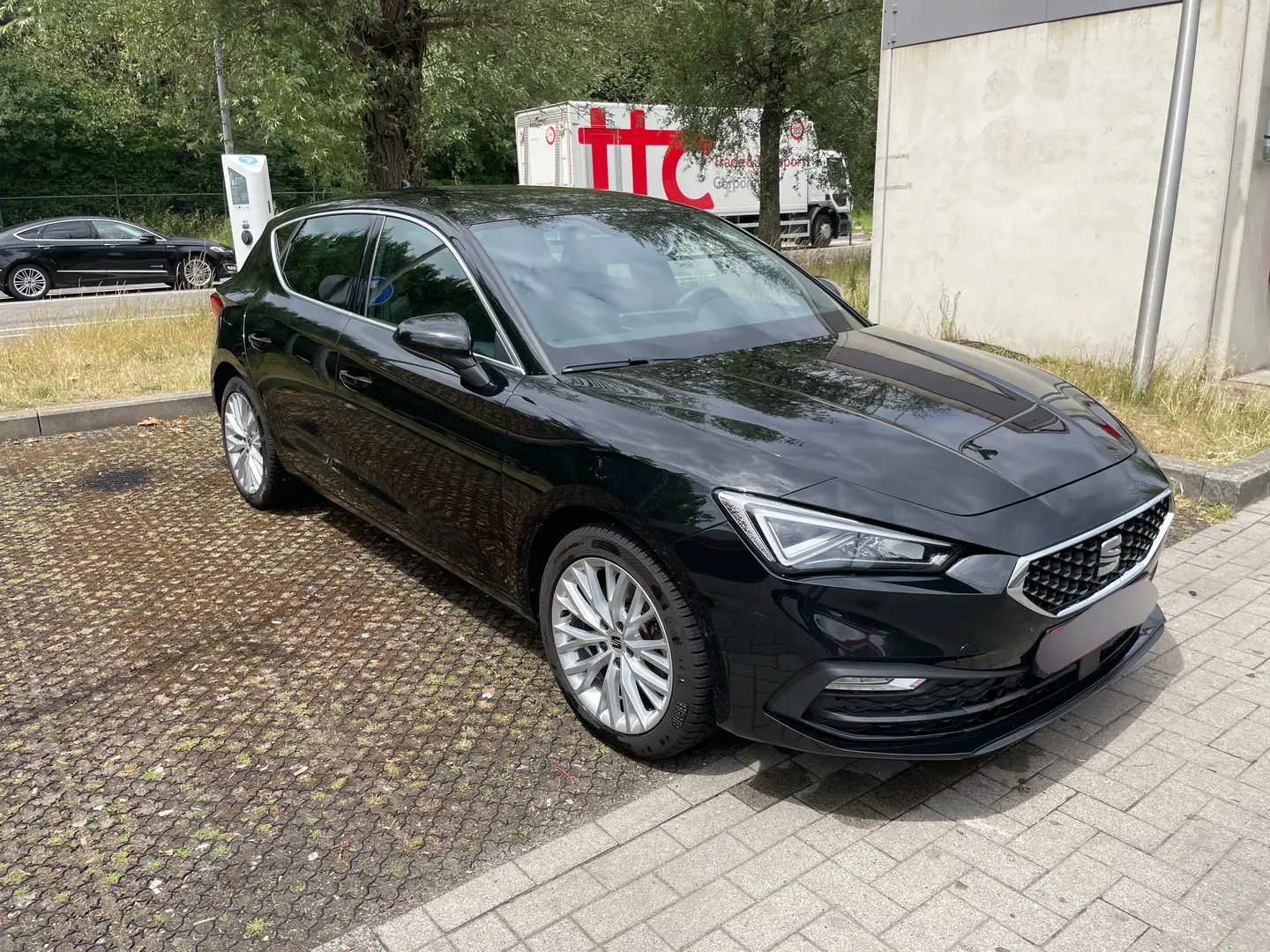 SEAT Leon e-Hybrid Xcelence Zwart - 1