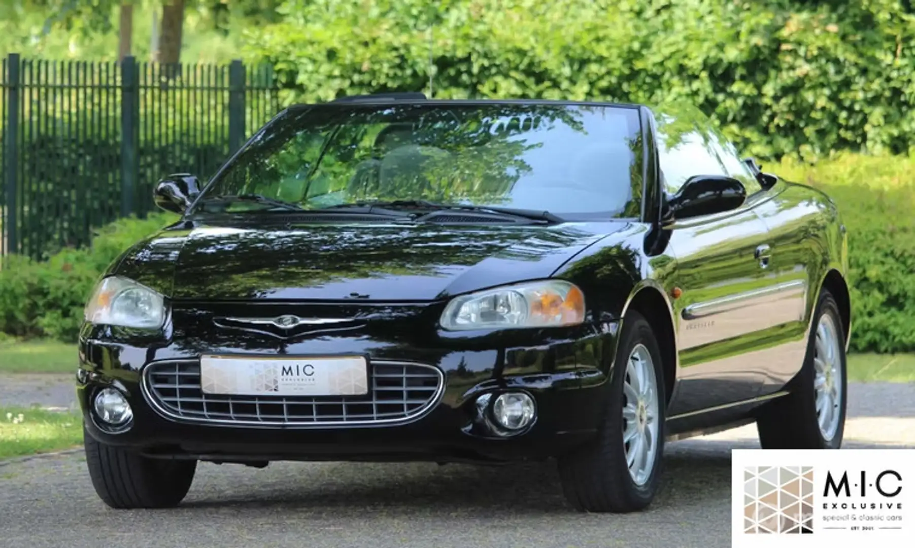 Chrysler Sebring 2.7i-V6 24V LX Convertible | Inruil welkom. Zwart - 1