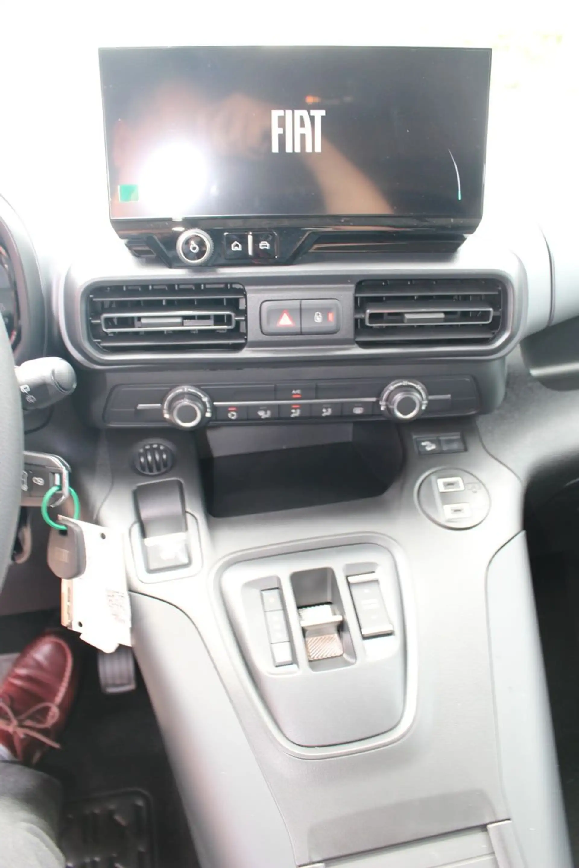 Fiat Qubo L 5-Sitzer L1 1.5 Diesel 96 kW Icon — photo 14